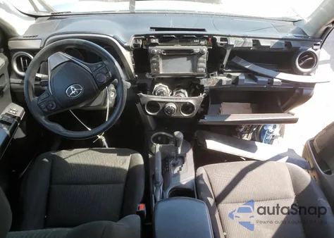 2017 Toyota Rav4 Le z USA, uszkodzony, nr VIN JTMBFREV4HJ716759